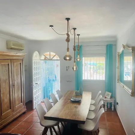 Casira, Casitas En Kamers, Vinuela, Andalucia *