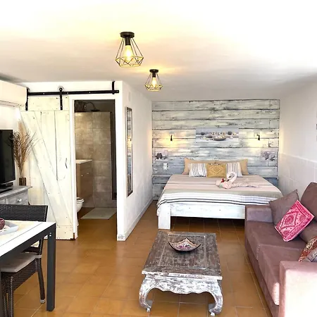Casira Gastenkamers & Casitas, Vinuela, Andalucia *