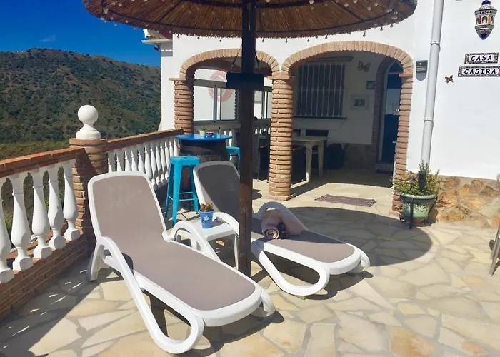 Casira, Casitas En Kamers, Vinuela, Andalucia Bed & Breakfast