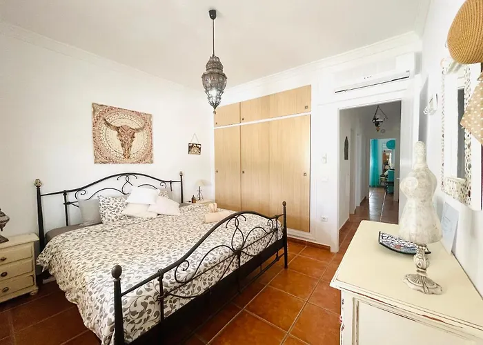 Casira, Casitas En Kamers, Vinuela, Andalucia Bed & Breakfast *