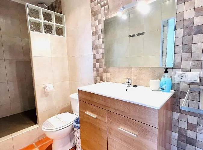 Casira, Casitas En Kamers, Vinuela, Andalucia Viñuela